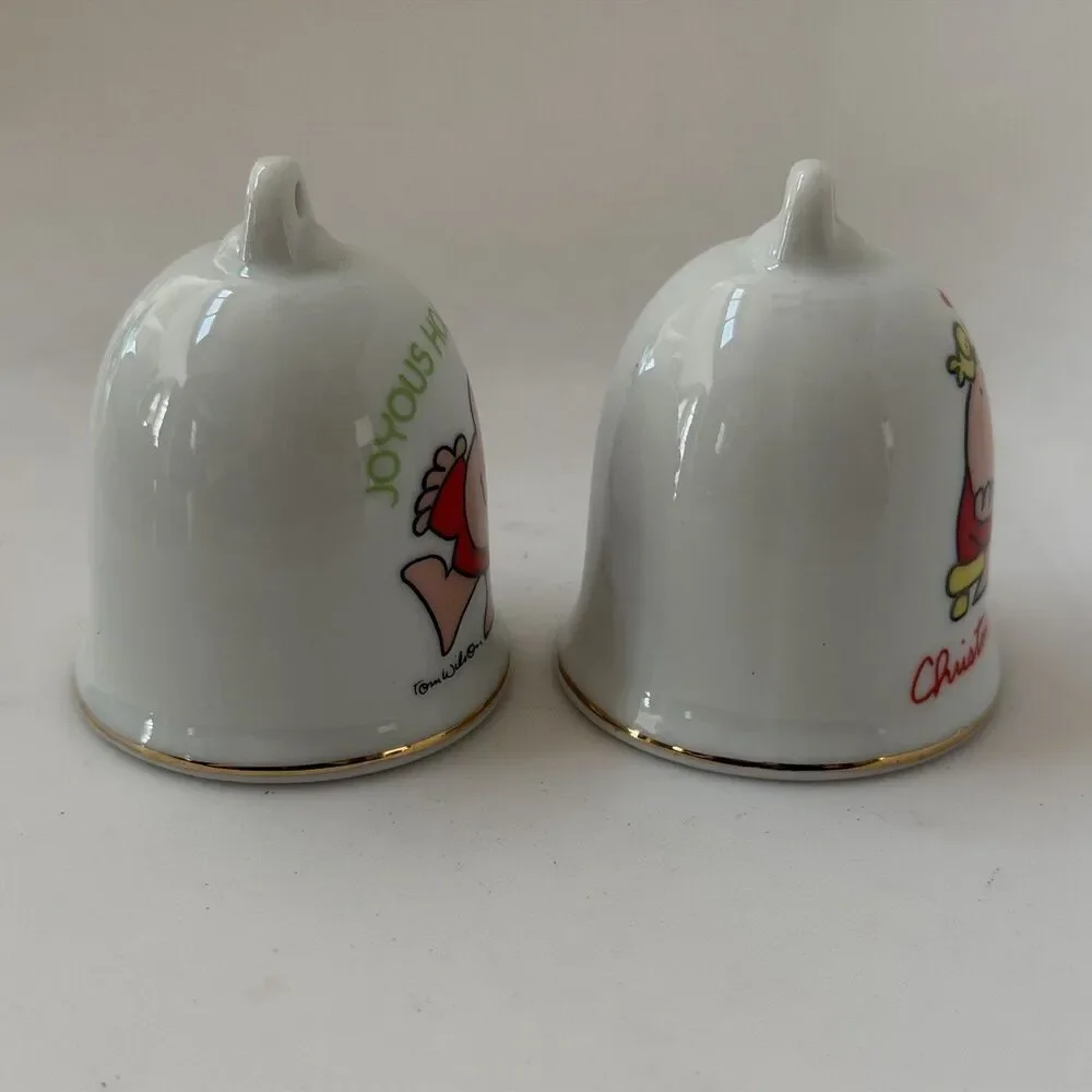 Vintage 1982 Ziggy Tom Wilson Christmas Porcelain Bells Ornament Japan Set of 2